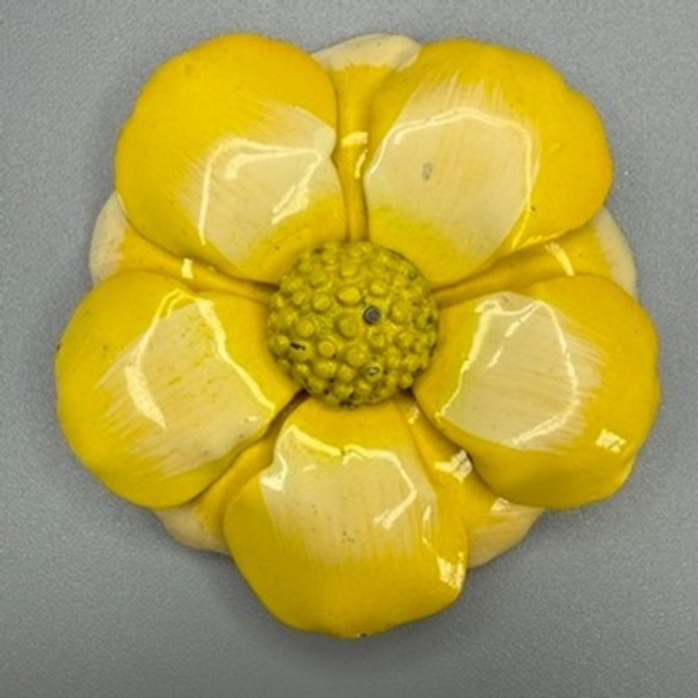 Vintage Yellow Enamel Flower Brooch 1960s Mod Pop Art‎
